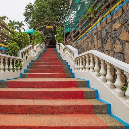 Oyo 588 Sunrock Resort Antipolo Dış mekan fotoğraf